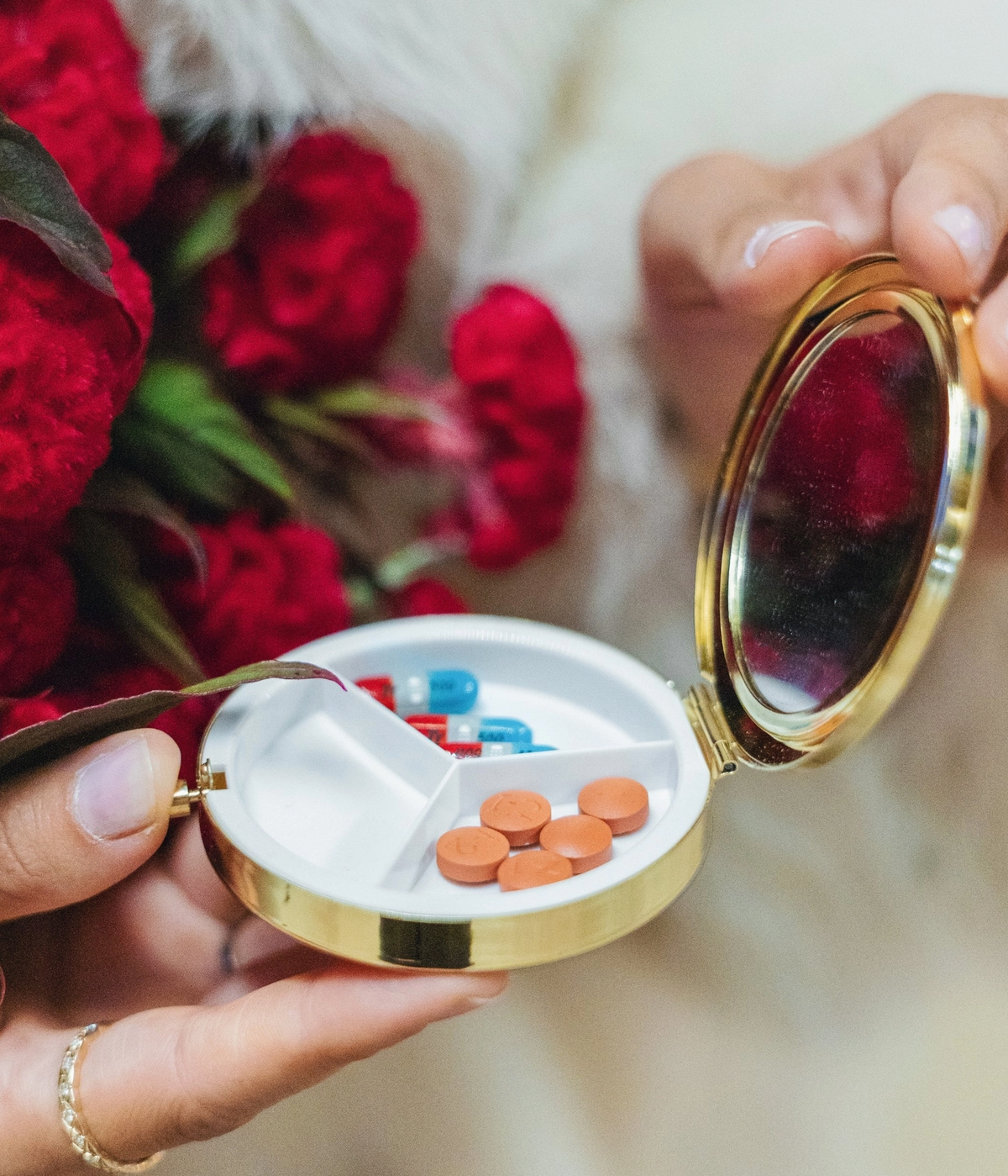 Hand-Painted Handbag Hero Pill Compact