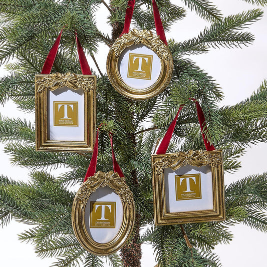 Holly Leaves Hanging Frames s/4