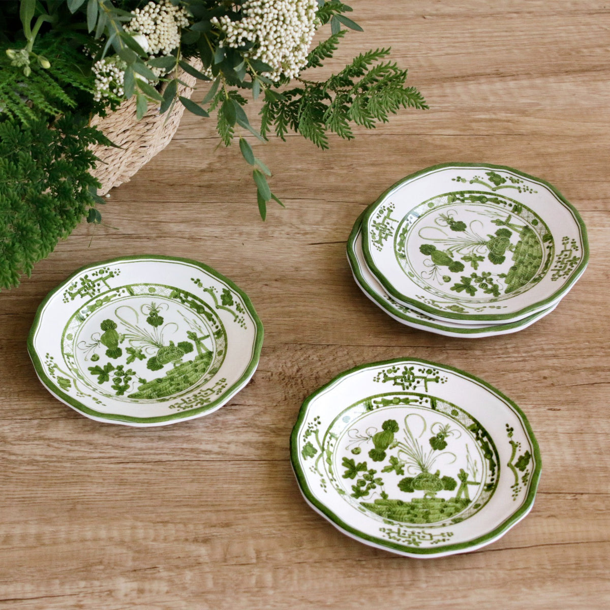 VIDA Faenza Appetizer Plate Set of 4, green and white